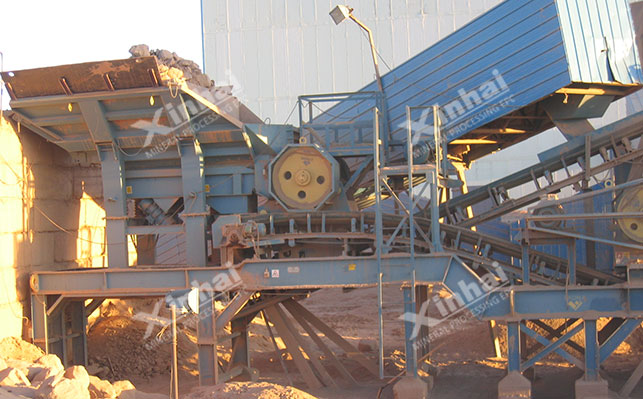  The third section of a 1,000-ton gold mine is a closed-circuit crushing and screening process